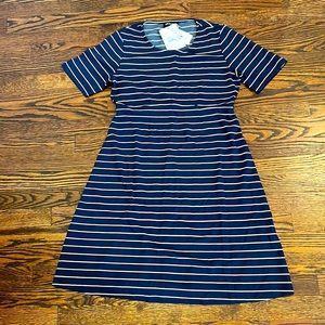 NWT Isabella Oliver Marta maternity dress, navy and white stripe, size 3